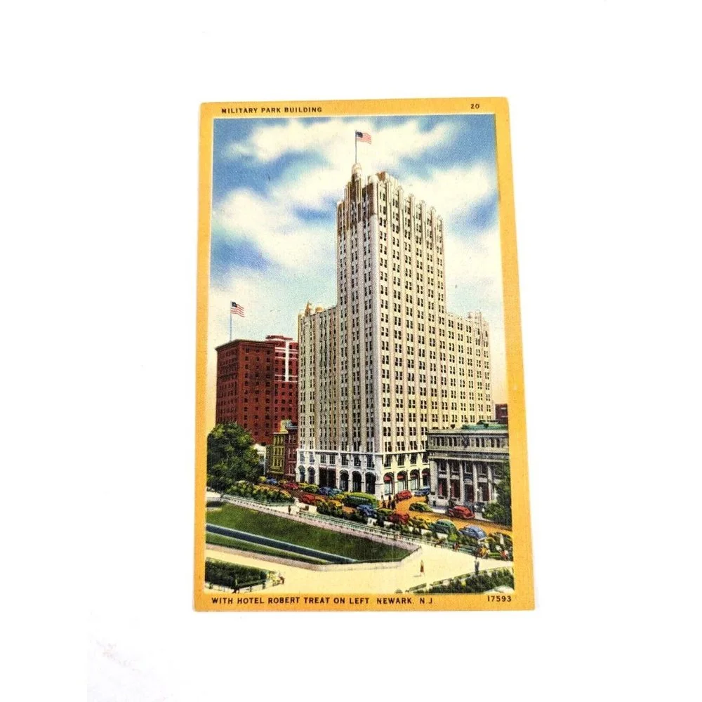 Vintage Postcard Newark New Jersey Military Park Robert Treat Hotel Unposted USA
